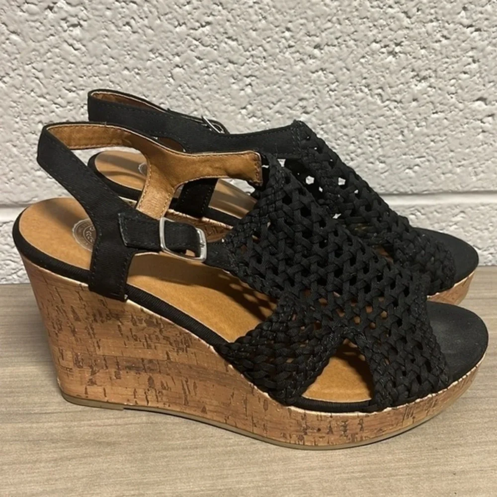 SO black crochet canvas wedges womens size‎ 9.5
